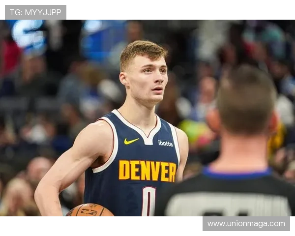 布劳恩神勇表现8投全中仅用22分钟砍下19分2板2助2断再创佳绩