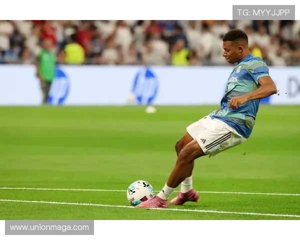 欧洲金靴争夺战激烈进行凯恩哈兰德姆巴佩各显神通